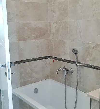 Panoramica Con Giardino Вилла Диаманте