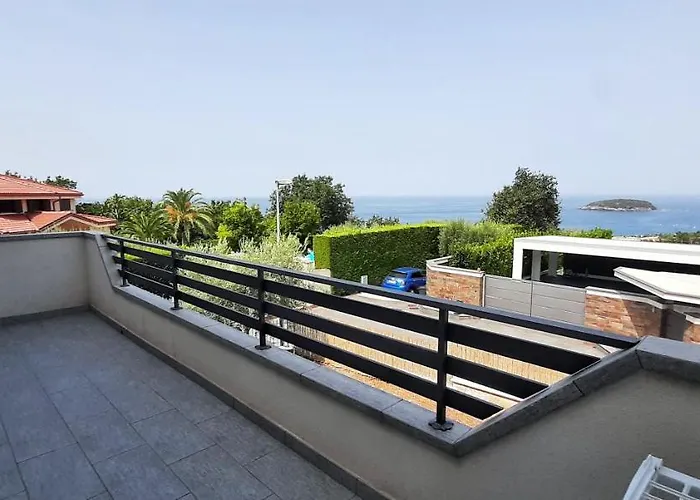 Villa Panoramica Con Giardino Diamante