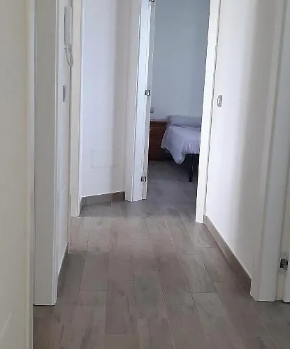 Panoramica Con Giardino Villa